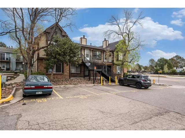 MLS: 7877214 Condo For Sale