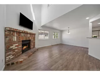 Photo #5: 7879029 Listing