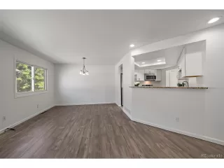 Photo #6: 7879029 Listing