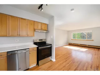 Photo #6: 7883305 Listing 