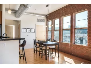 Photo #2: 7886319 Listing