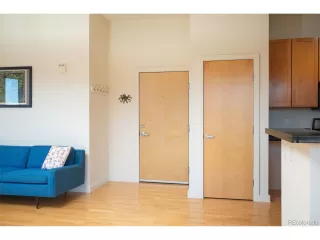 Photo #4: 7886319 Listing