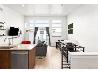 Photo #5: 7886461 Listing