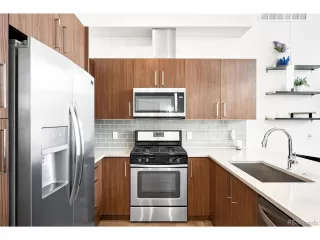 Photo #6: 7886461 Listing