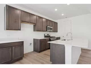 Photo #3: 7889472 Listing 