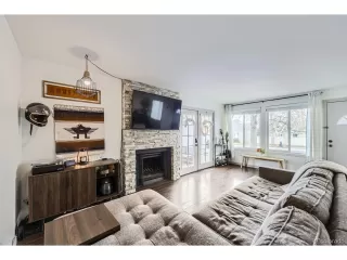 Photo #5: 7890448 Listing