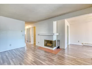 Photo #4: 7893593 Listing