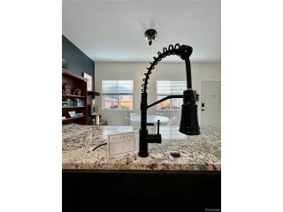 Photo #4: 7893690 Listing