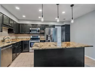 Photo #3: 7899039 Listing