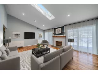 Photo #5: 7899039 Listing