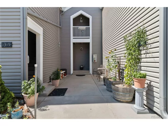 MLS: 7899657 Condo For Sale