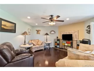 Photo #4: 7899657 Listing