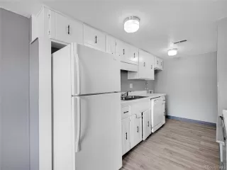 Photo #4: 7900561 Listing