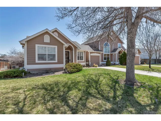 MLS: 7900747 Condo For Sale