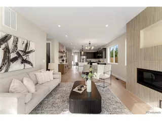 Photo #5: 7900802 Listing