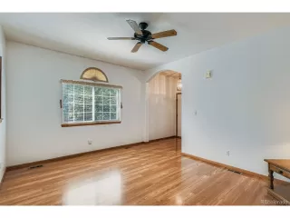 Photo #3: 7902560 Listing