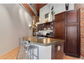 Photo #5: 7908129 Listing