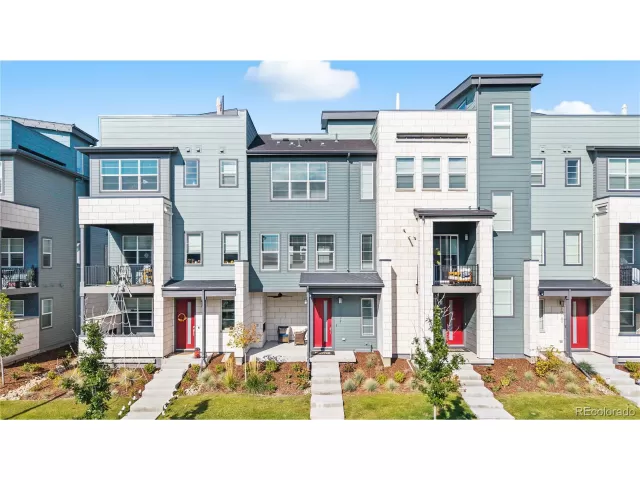 MLS: 7910121 Condo For Sale