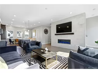 Photo #4: 7910121 Listing