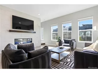 Photo #5: 7910121 Listing