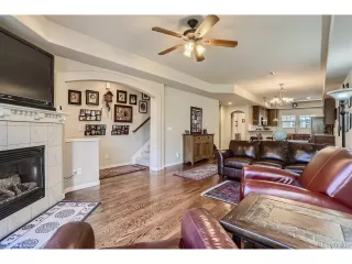 Photo #4: 7910809 Listing