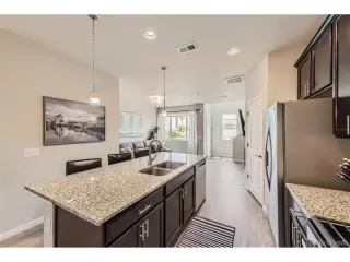 Photo #3: 7911162 Listing