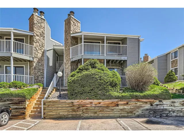 MLS: 7912045 Condo For Sale