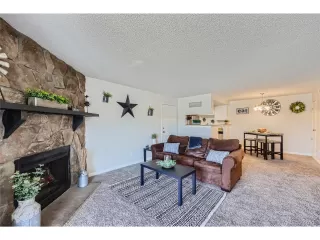 Photo #3: 7912045 Listing