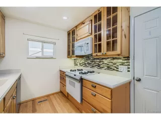 Photo #5: 7913928 Listing