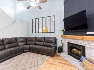 Photo #5: 7915215 Listing