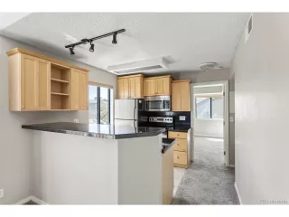 Photo #4: 7916035 Listing