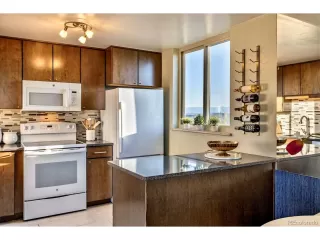 Photo #6: 7919379 Listing