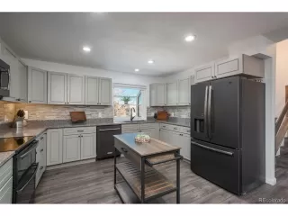 Photo #5: 7922248 Listing 