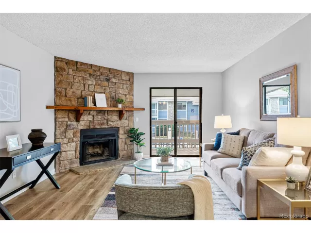 MLS: 7923073 Condo For Sale