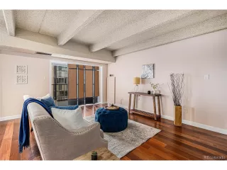 Photo #3: 7926063 Listing