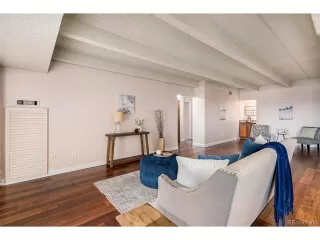 Photo #4: 7926063 Listing