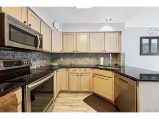 Photo #2: 7933066 Listing