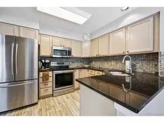 Photo #6: 7933066 Listing