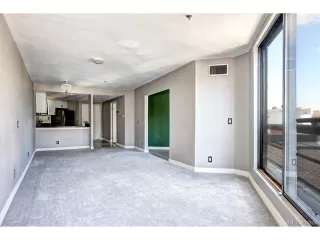 Photo #6: 7934051 Listing