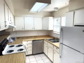 Photo #4: 7937083 Listing