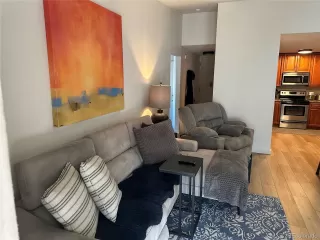 Photo #6: 7941029 Listing 