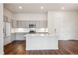 Photo #5: 7943468 Listing 