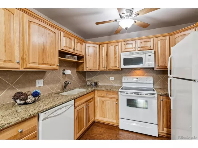 MLS: 7945436 Condo For Sale