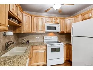 Photo #3: 7945436 Listing