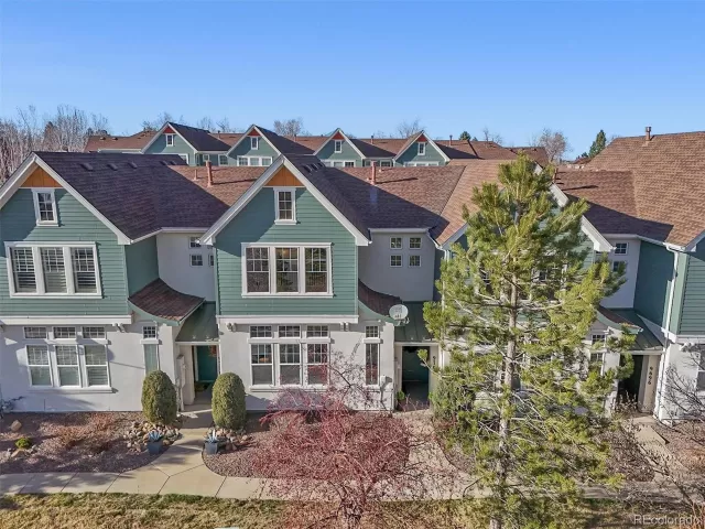 MLS: 7946381 Condo For Sale