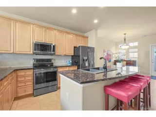 Photo #3: 7946381 Listing