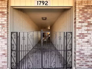 Photo #2: 7947086 Listing 