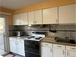 Photo #6: 7950553 Listing