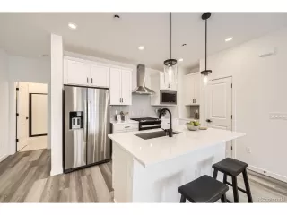 Photo #3: 7952192 Listing