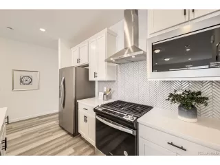 Photo #5: 7952192 Listing